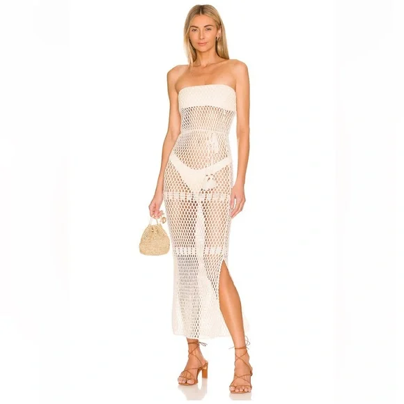 Flook The Label Lillie Dress In Ivory - Ivory. Size S (Also In XS, M, L, XL).